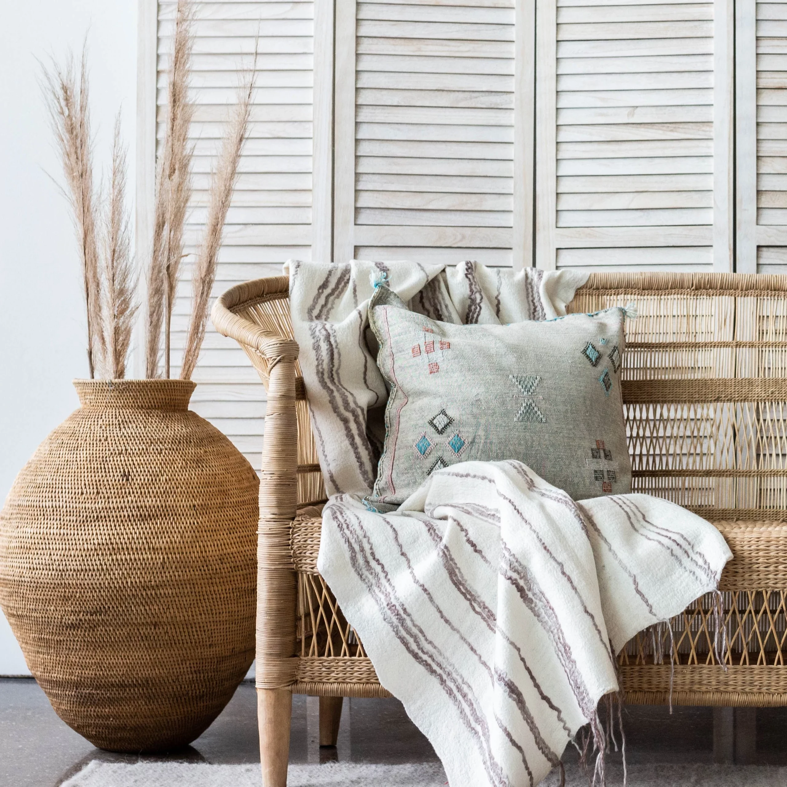 BuheraCaneBasket_FineLinesThrow_MoroccanCactusSilkPillows_andNamjiDolls1-kanju-ChloeScottNix_5000x